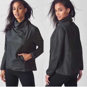 NWT Fabletics LIORA PULLOVER